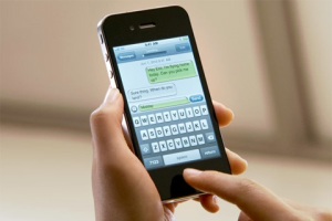 iphone-4-text-messaging-gevey-sim